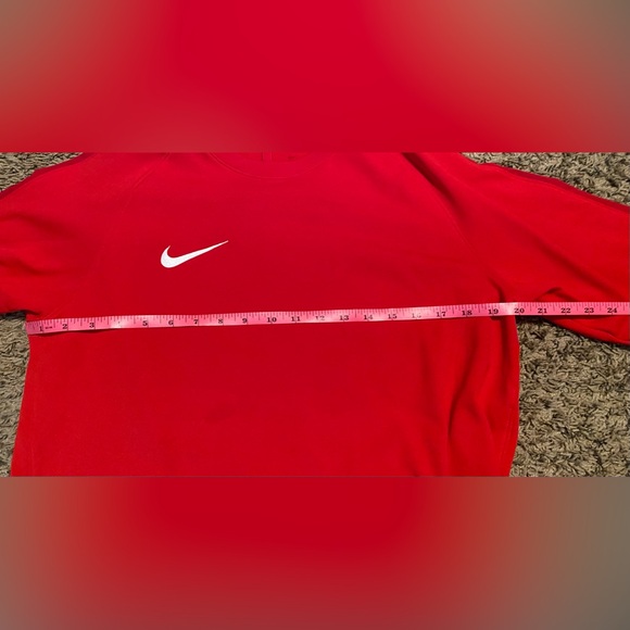 Men’s Nike Red Long Sleeve Sweatshirt - Picture 4 of 13